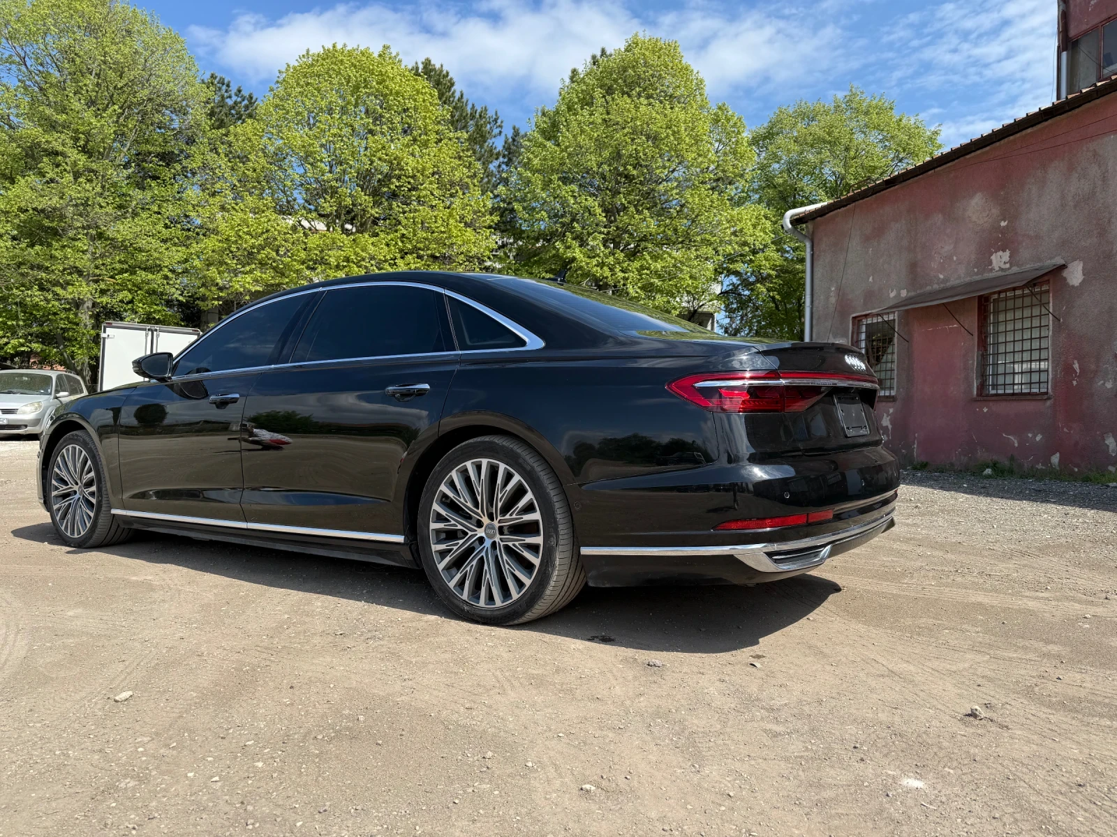 Audi A8 Long 55TFSI  FULL Екстри! - изображение 5
