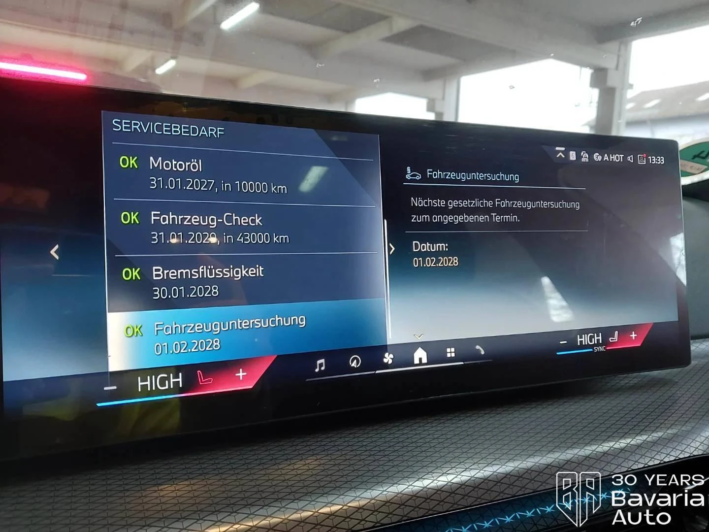 BMW 330 e xDrive Touring M Sport Paket Sportautomatic | Mobile.bg   11