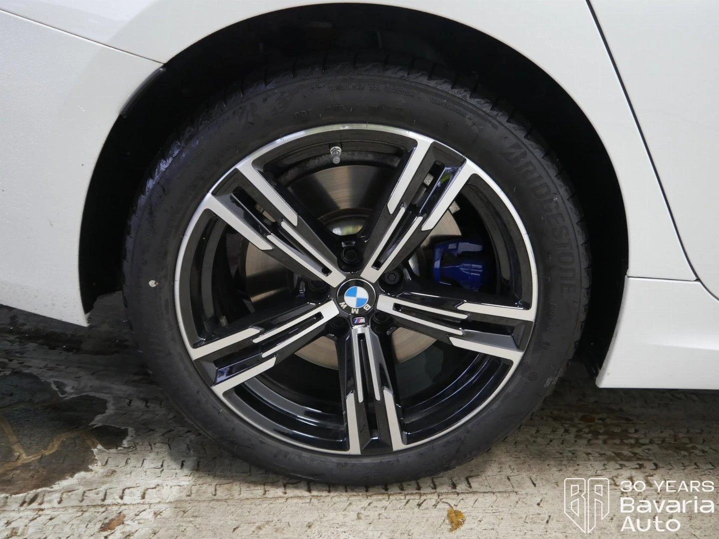 BMW 330 e xDrive Touring M Sport Paket Sportautomatic | Mobile.bg   16