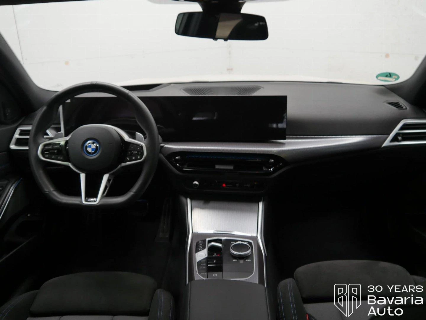 BMW 330 e xDrive Touring M Sport Paket Sportautomatic | Mobile.bg   6