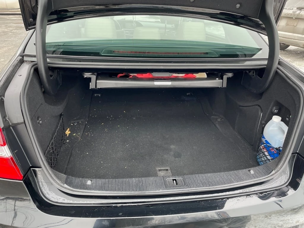 Mercedes-Benz E 350 * 4dr Sdn E350 BlueTEC RWD * CARFAX * ЦЕНА ДО БГ - изображение 5