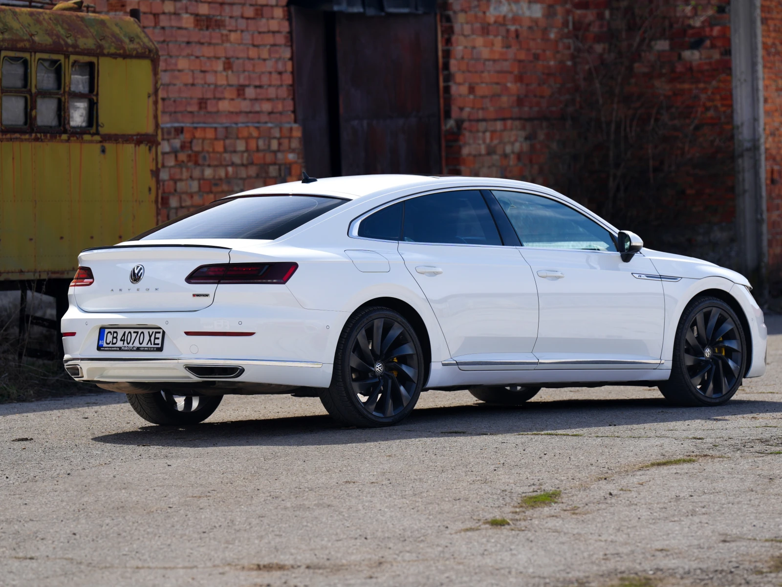 VW Arteon R-Line 2.0TSI 264HP 4 Motion - Dynaudio - изображение 5