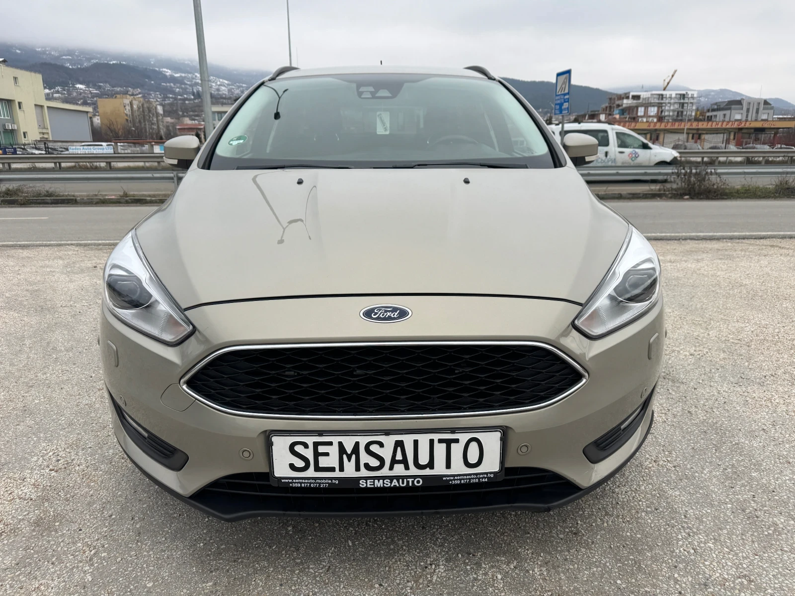 Ford Focus 2.0TDCI * PowerShift * Cool&Connect * CarPlay | Mobile.bg � ����������� 2