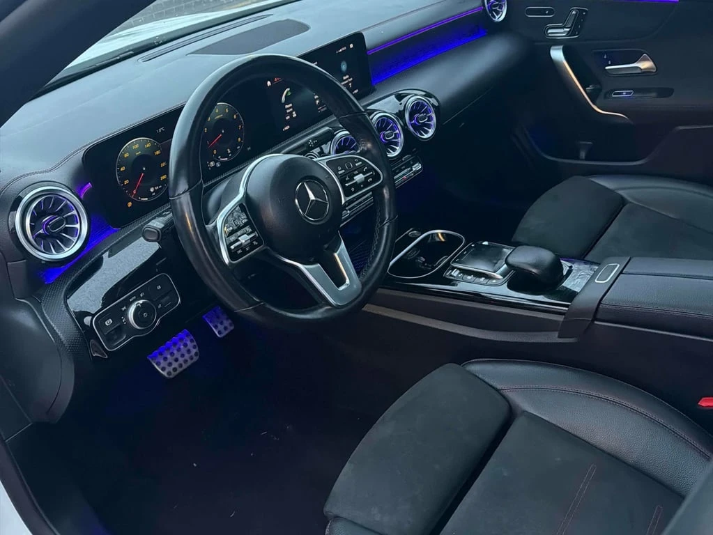 Mercedes-Benz CLA * 250 * CARFAX * AMBIENT * PANO - изображение 5