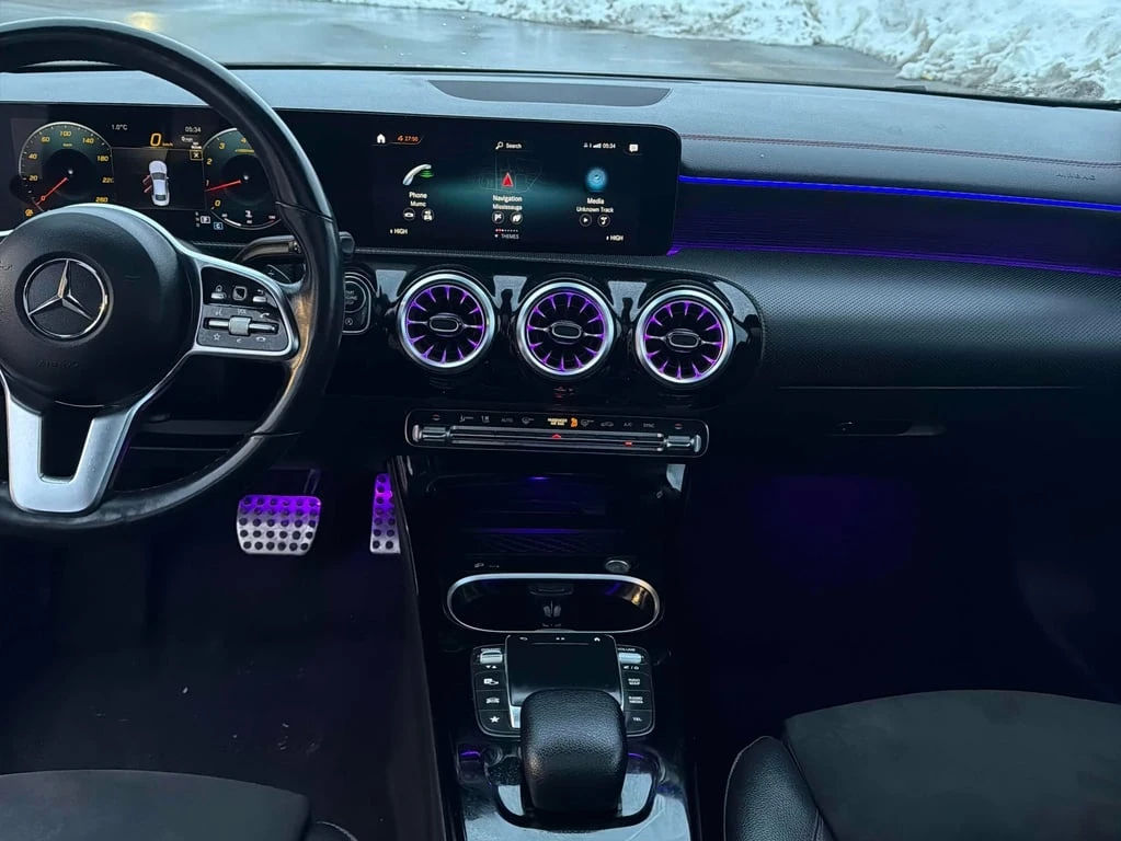 Mercedes-Benz CLA * 250 * CARFAX * AMBIENT * PANO - изображение 9