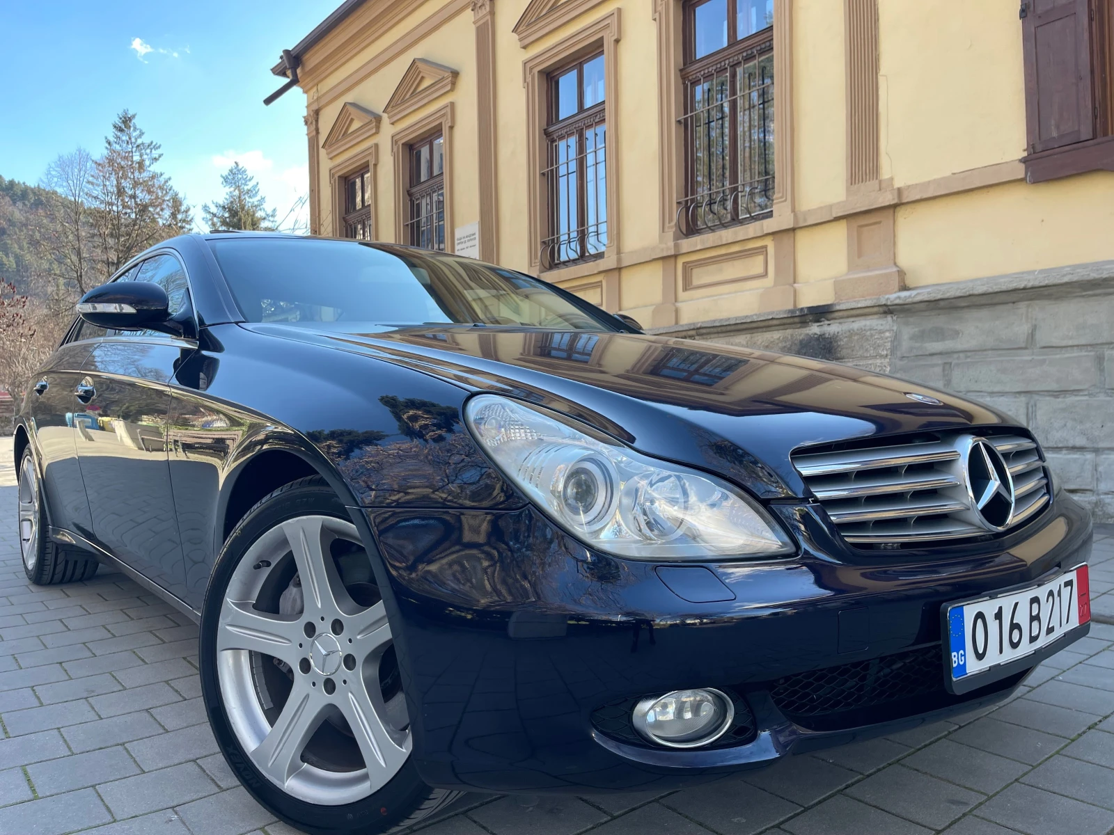 Mercedes-Benz CLS 500 #V8#388KC#7G-TRONIC#КАТО НОВ! - изображение 5