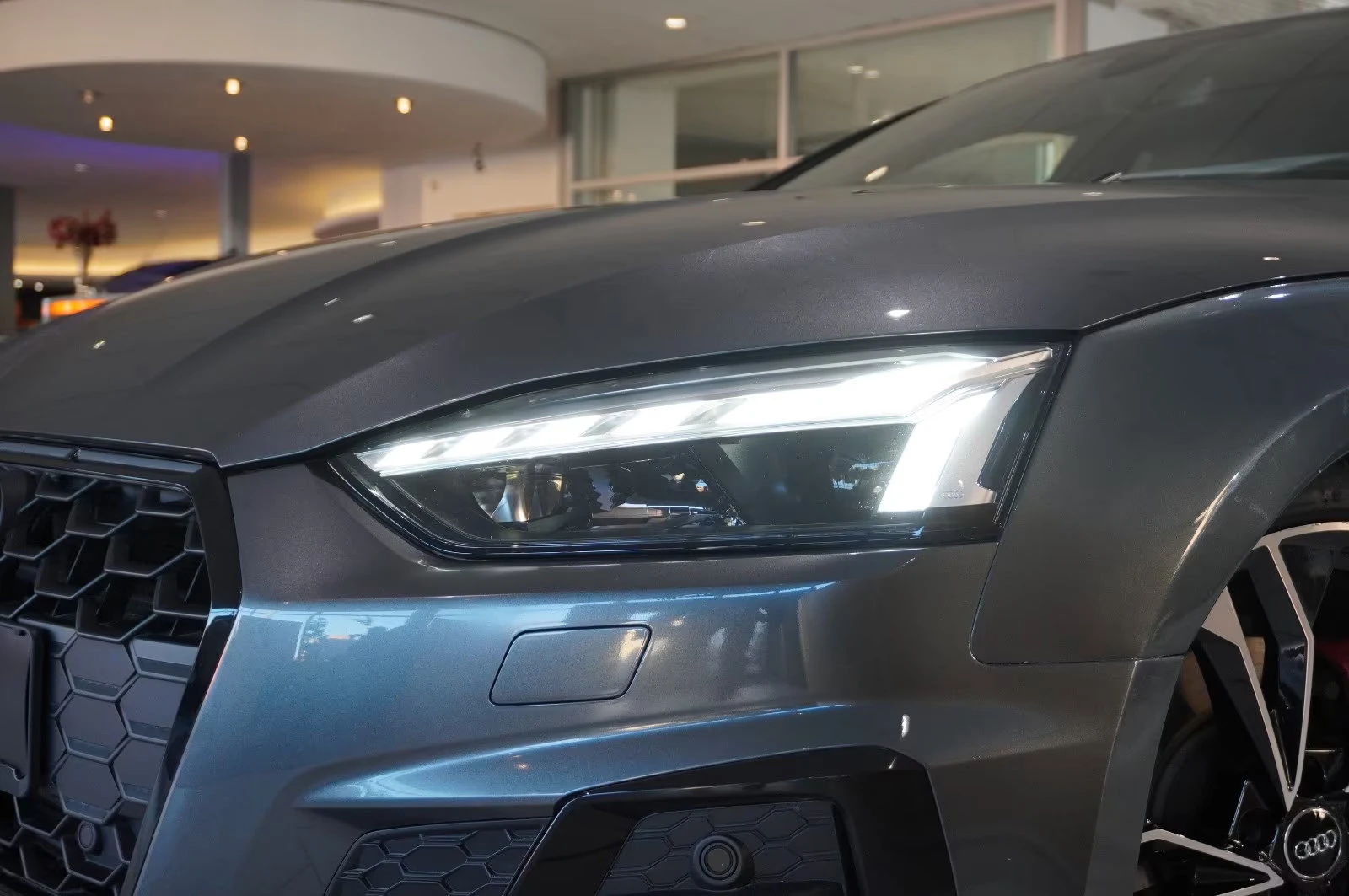 Audi A5 45TFSI/245HP/S-LINE/QUATTRO/CAM/MATRIX/150z, снимка 2 - Автомобили и джипове - 53813100