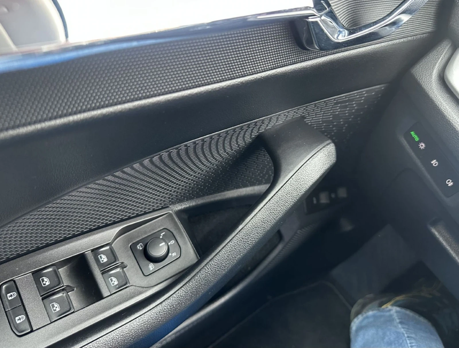 Skoda Octavia 1.4 TSI PHEV.PLUG-IN HYBRID.KAMERA.LED.NAVI, снимка 9 - Автомобили и джипове - 53832791