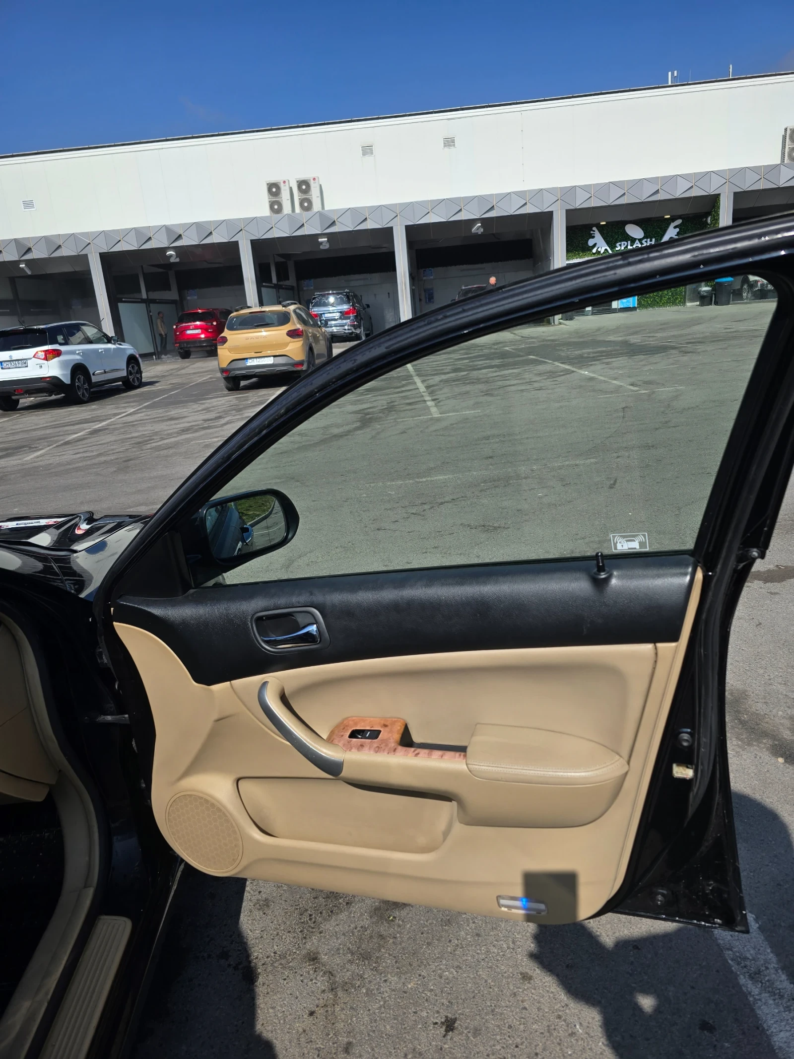 Honda Accord 2.4 I-VTEC, снимка 10 - Автомобили и джипове - 53835947