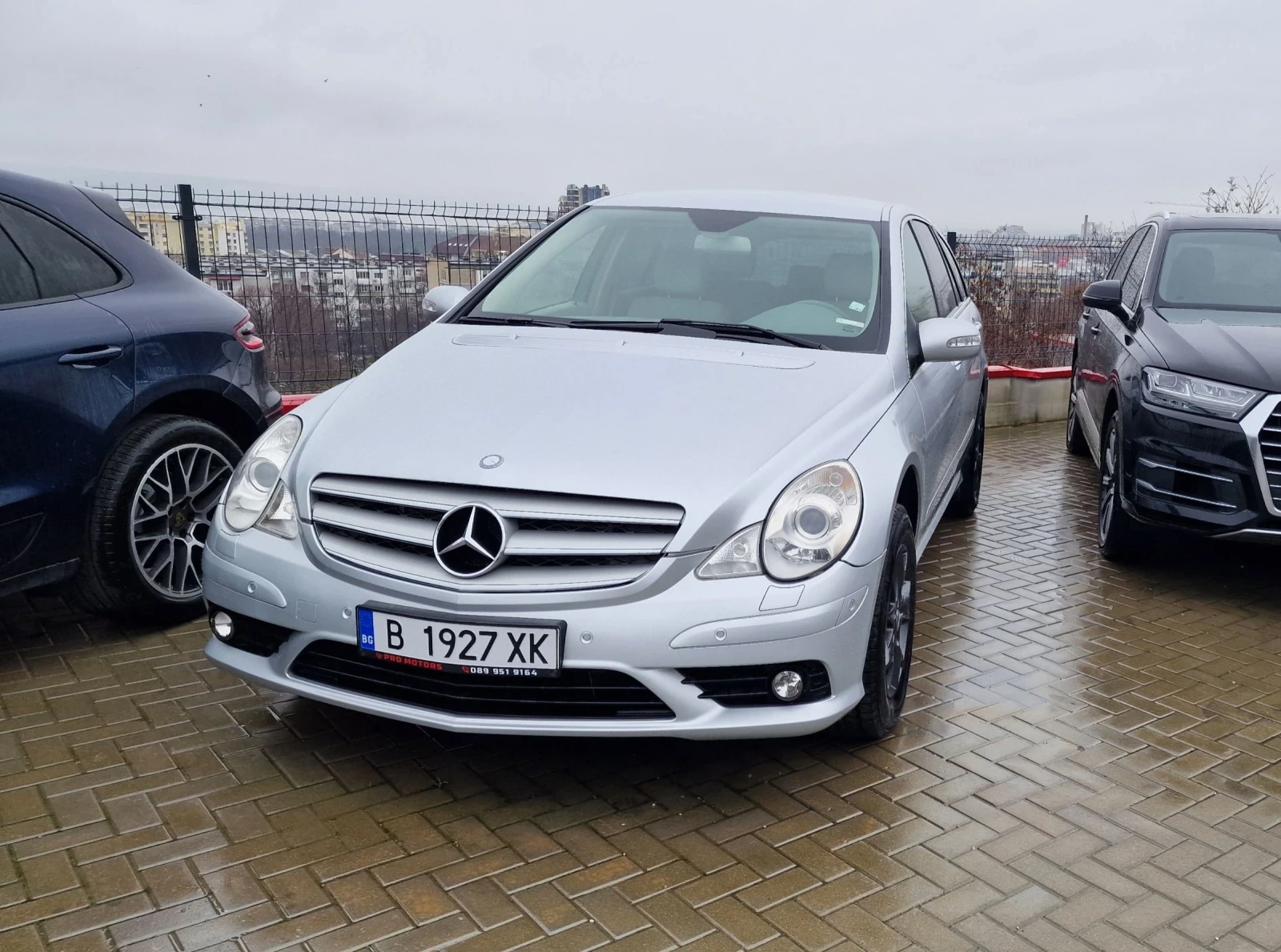 Mercedes-Benz R 320 4MATIC AMG AIRMATIC, снимка 7 - Автомобили и джипове - 53848270