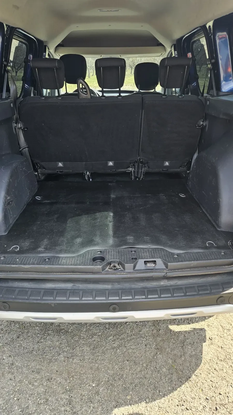 Dacia Dokker 1.6 SCe / Фабрична Газ , снимка 11 - Автомобили и джипове - 53878662