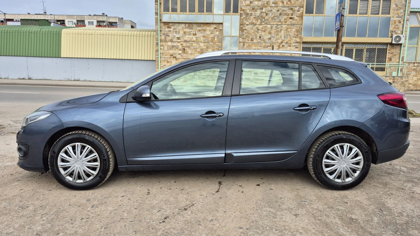 Renault Megane 1.5DCi * 145 000 км * от България * Бартер, снимка 3 - Автомобили и джипове - 53934324