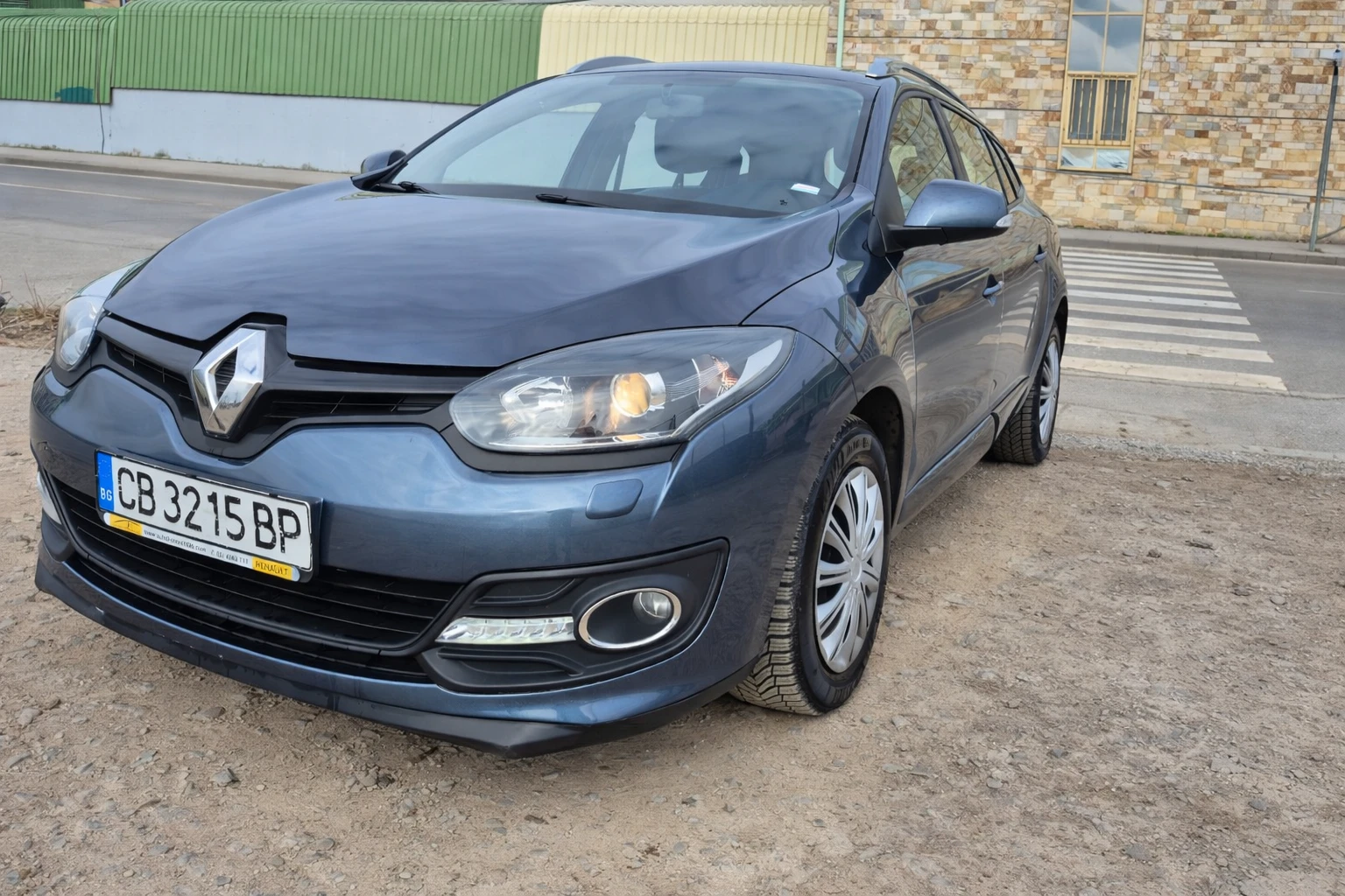 Renault Megane 1.5DCi * 145 000 км * от България * Бартер, снимка 2 - Автомобили и джипове - 53934324