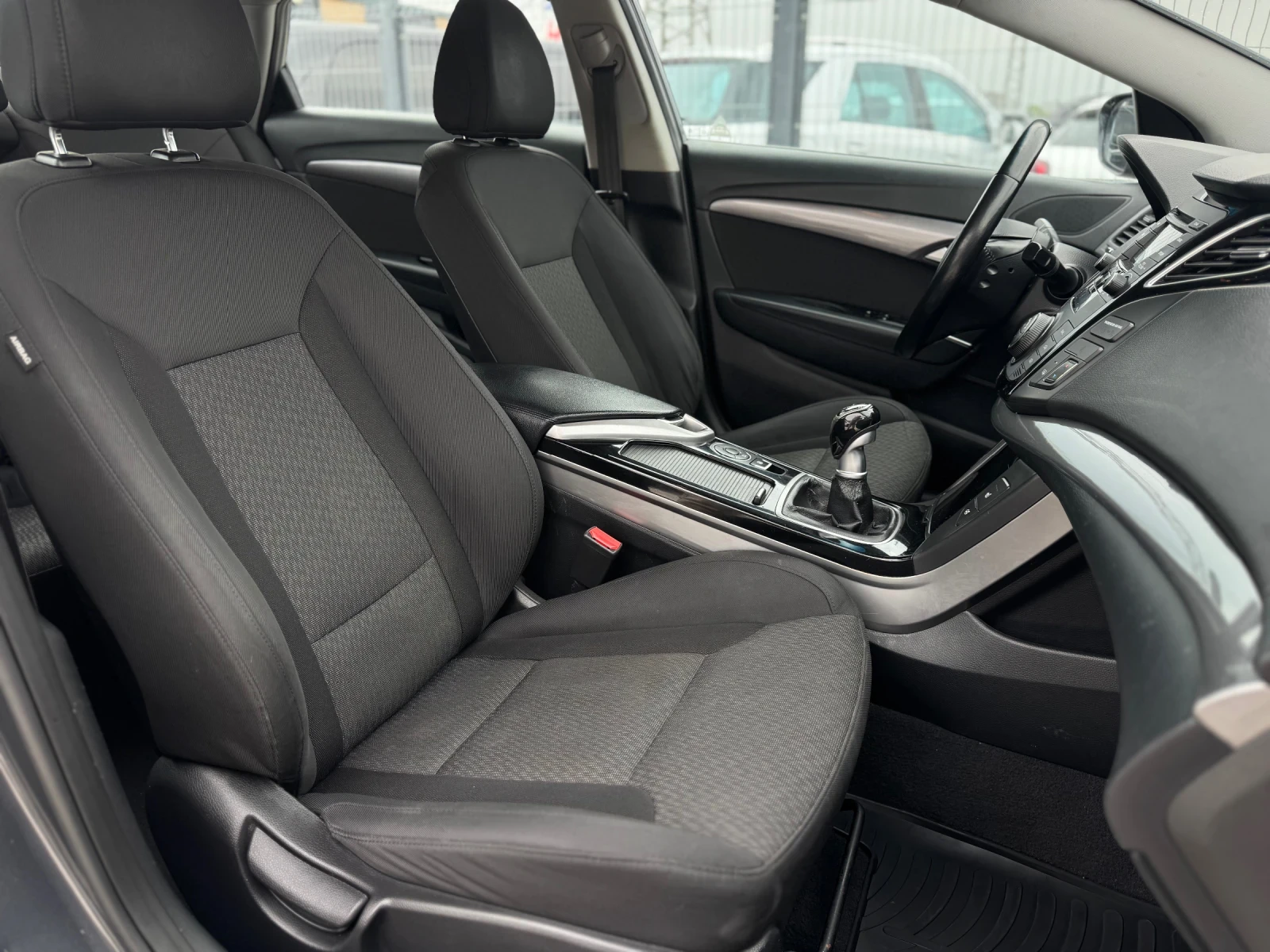 Hyundai I40 1.7crdi Blue Drive, снимка 14 - Автомобили и джипове - 53976093