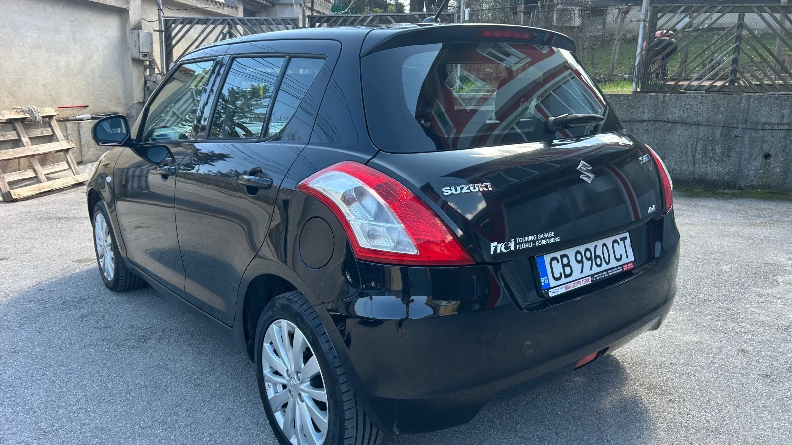 Suzuki Swift 1.2-4х4, снимка 3 - Автомобили и джипове - 54233839