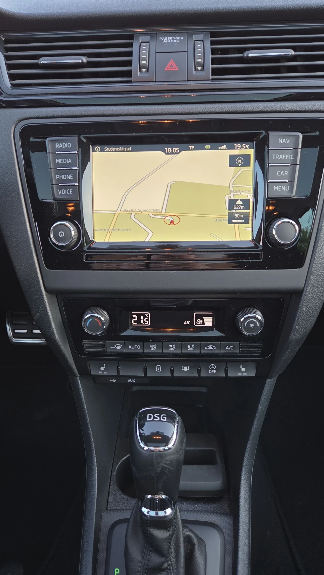 Skoda Rapid Monte Carlo/7 скорости, снимка 13 - Автомобили и джипове - 54419905