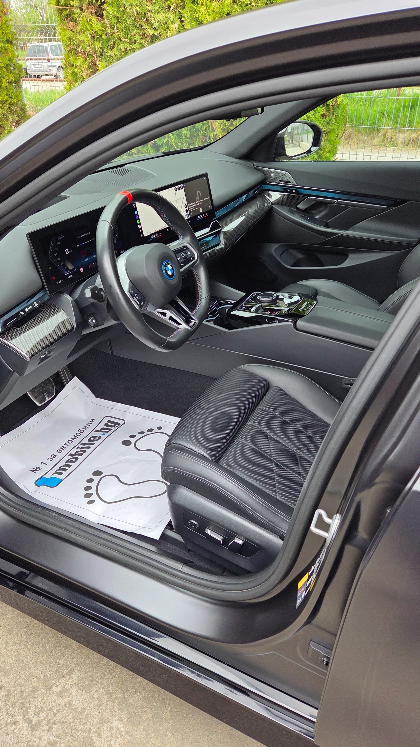 BMW i5 M60 601�.� XDrive Pano B&W | Mobile.bg � ����������� 15