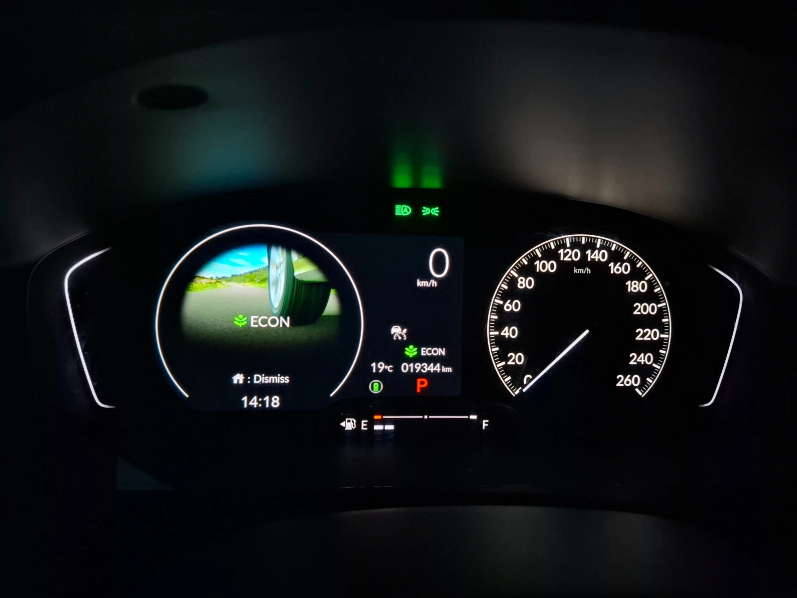 Honda Civic 1.5T Sport, снимка 6 - Автомобили и джипове - 54702077