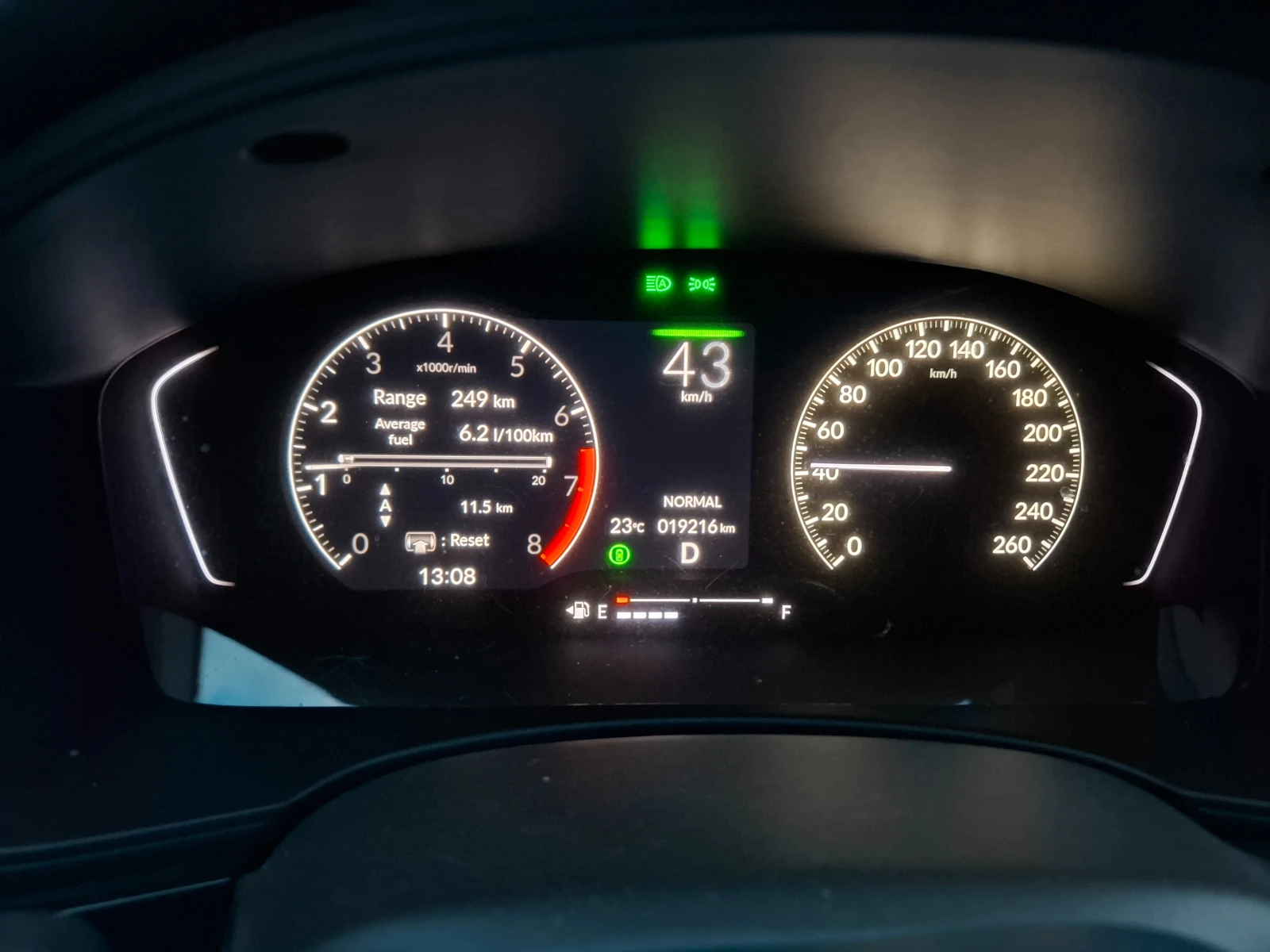 Honda Civic 1.5T Sport, снимка 5 - Автомобили и джипове - 54702077