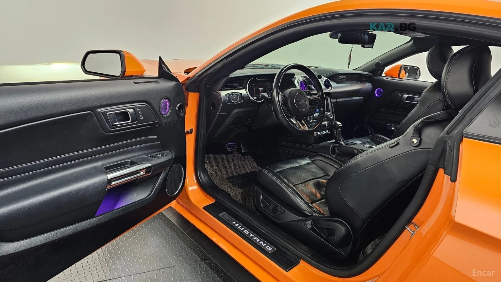 Ford Mustang COUPE* ECO BOOST* КОЖА* ПОДГРЕВ* ОБДУХВ* НАВИ* КАМ, снимка 10 - Автомобили и джипове - 54811403