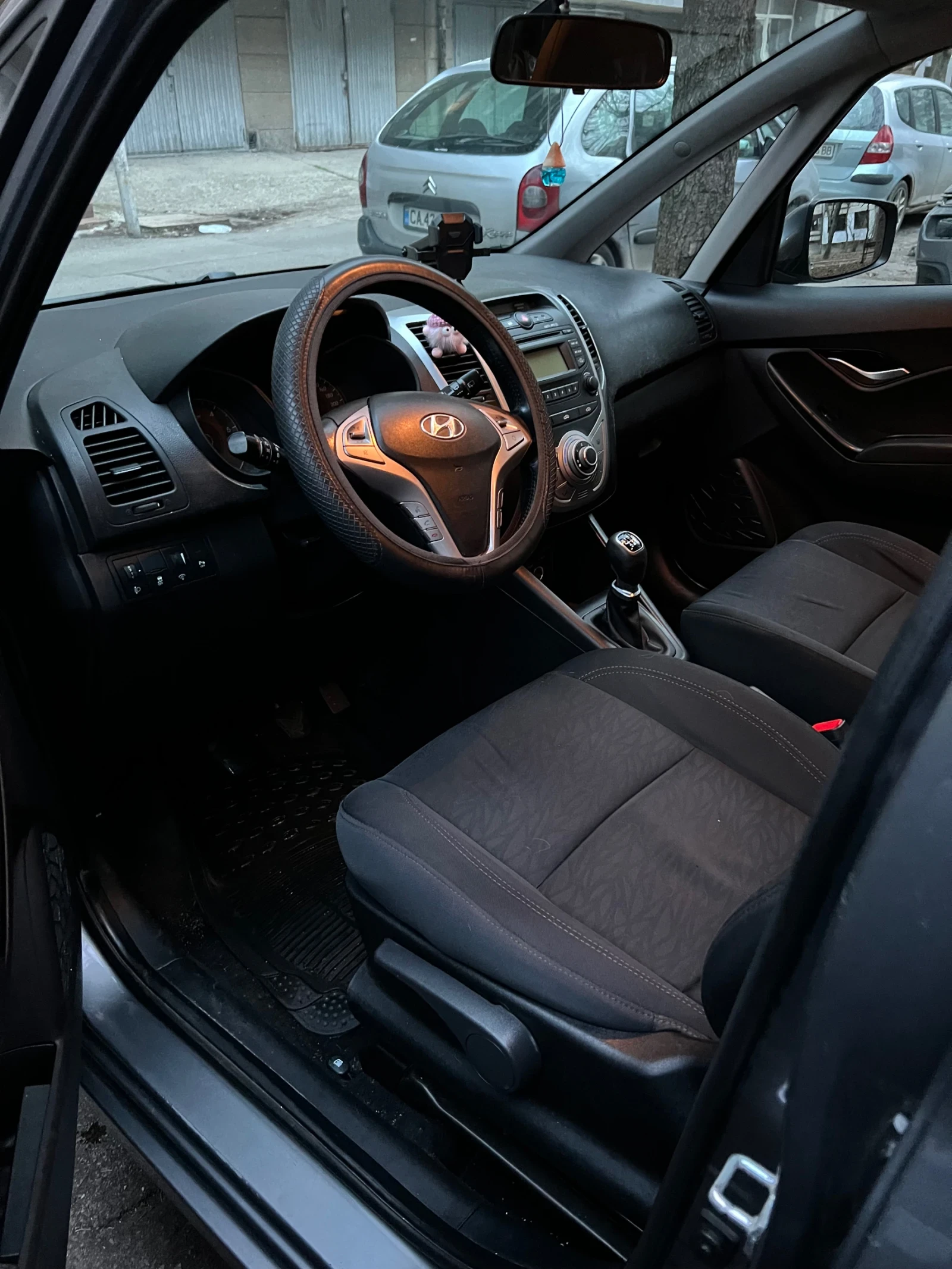 Hyundai Ix20, снимка 5 - Автомобили и джипове - 54871123