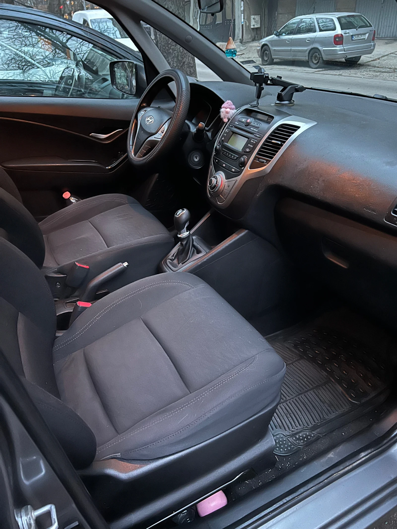 Hyundai Ix20, снимка 6 - Автомобили и джипове - 54871123