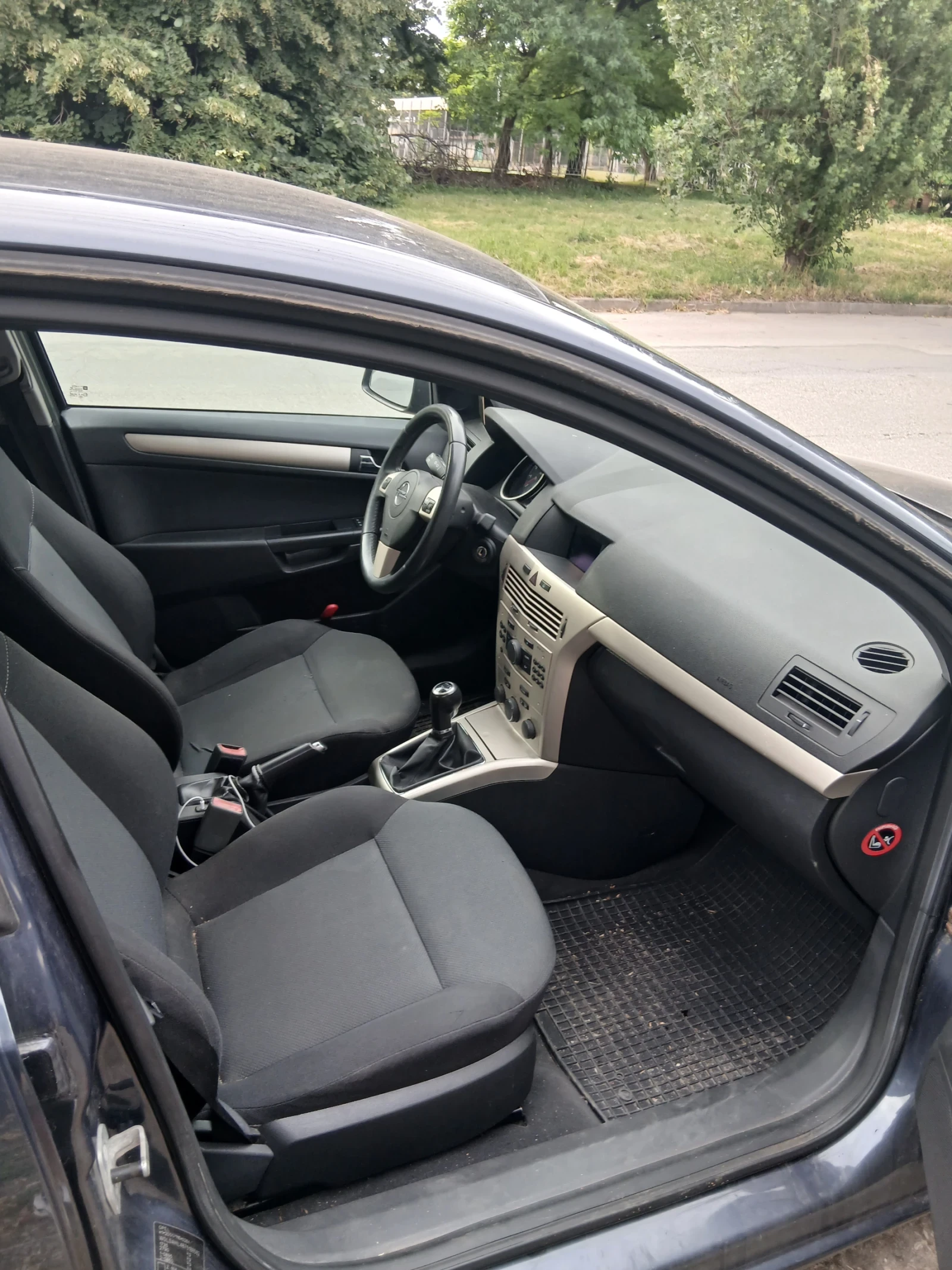 Opel Astra, снимка 2 - Автомобили и джипове - 55362151