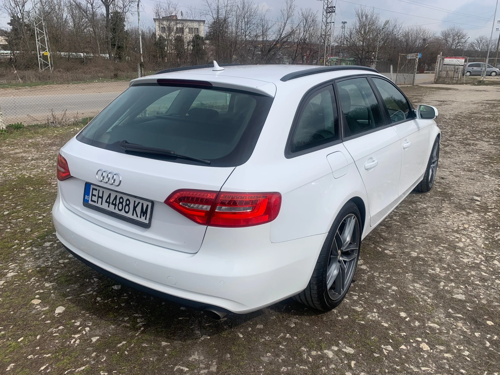 Audi A4 1.8Т ШВЕЙЦАРИЯ, снимка 6 - Автомобили и джипове - 55170443
