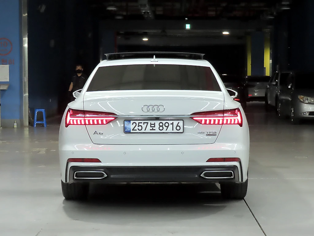 Audi A6 quattro premium, снимка 3 - Автомобили и джипове - 55323653