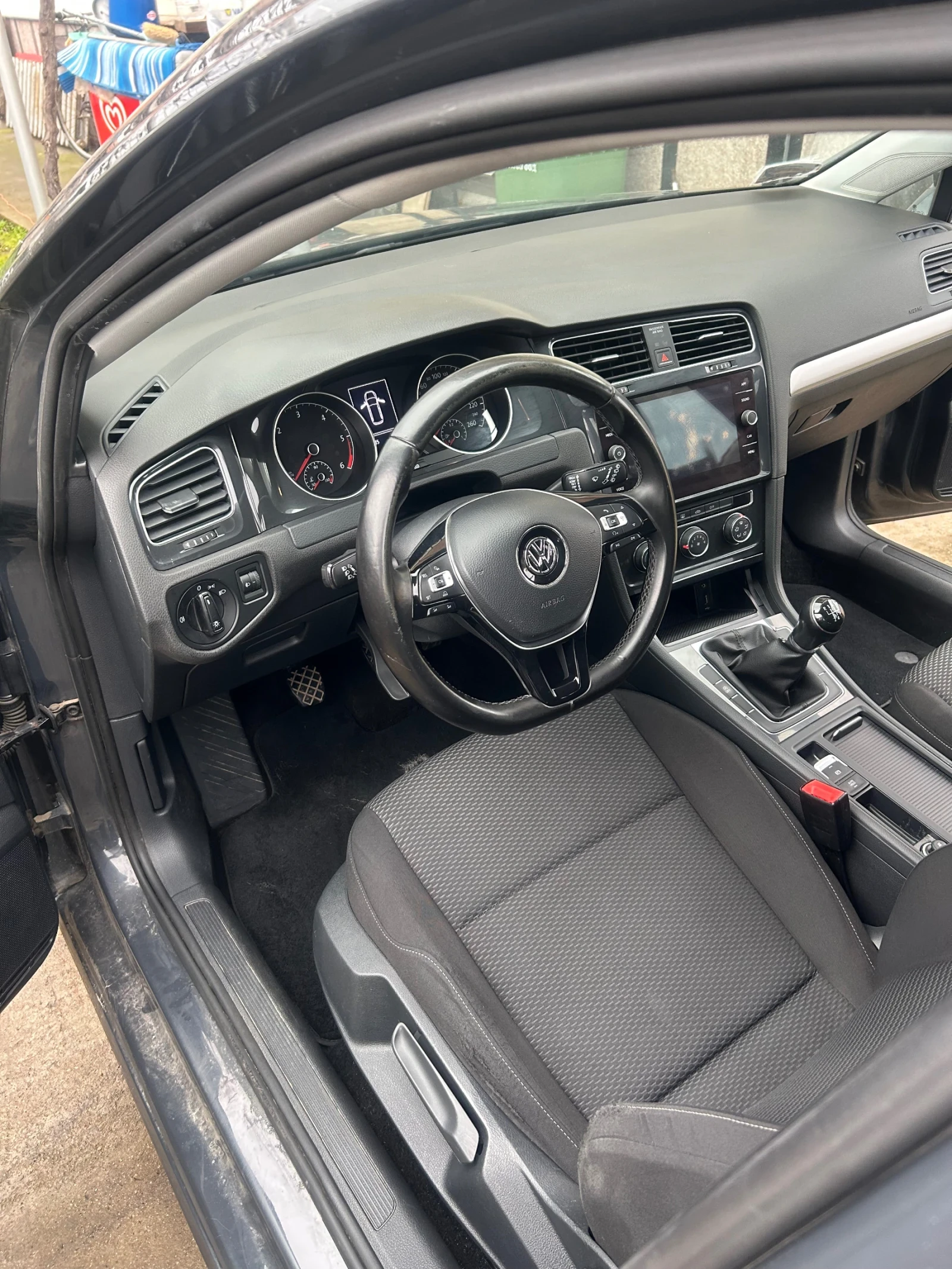 VW Golf, снимка 9 - Автомобили и джипове - 55365621