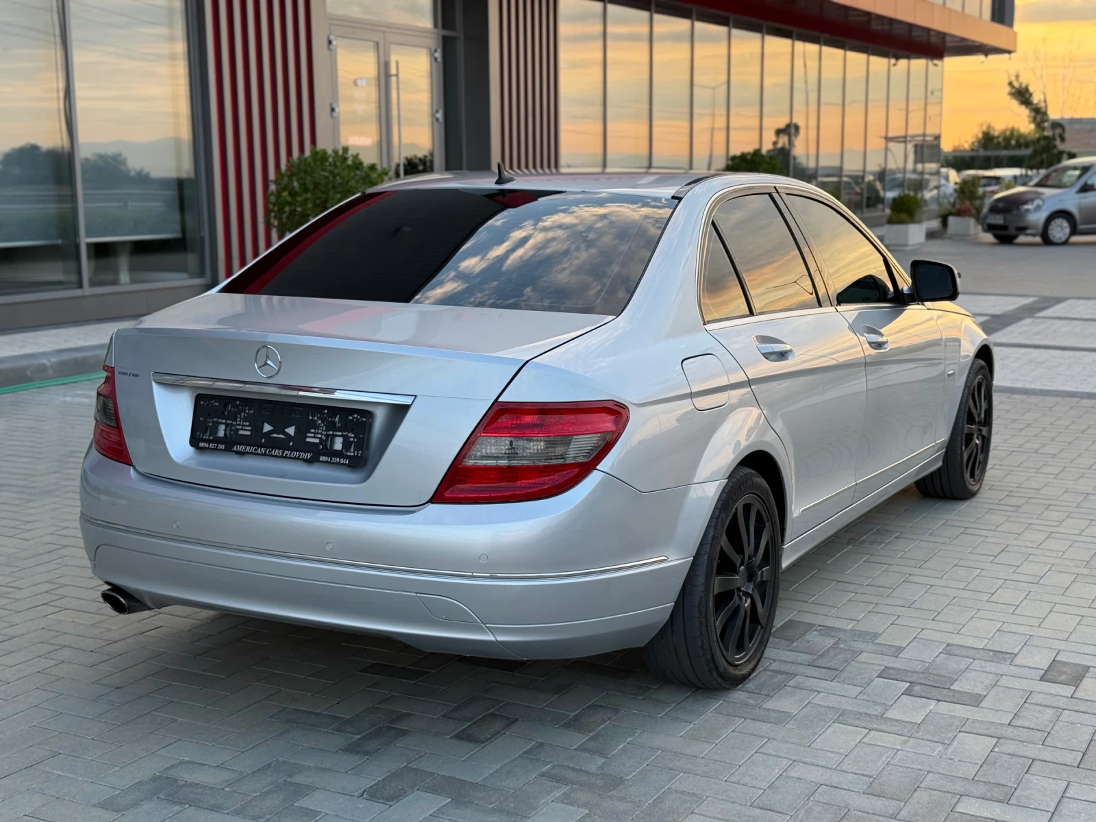 Mercedes-Benz C 220 OM646, снимка 4 - Автомобили и джипове - 55377366