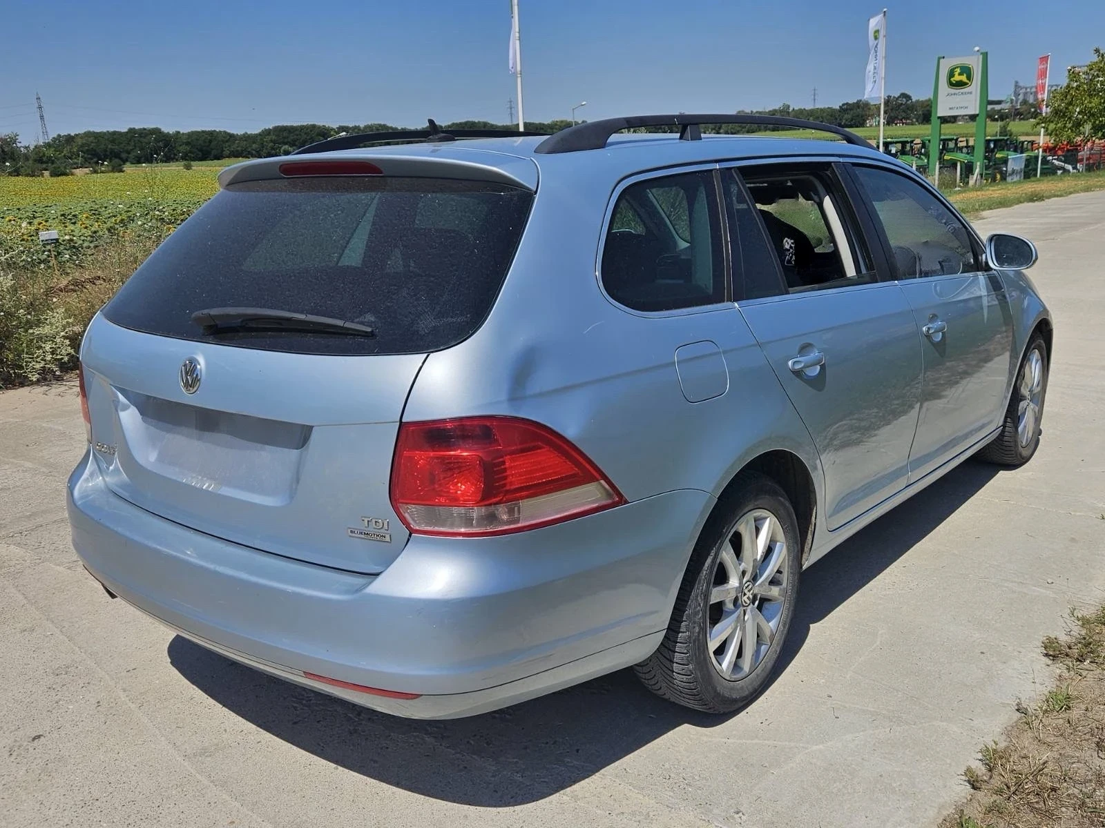 VW Golf avant 1.6tdi cay, снимка 2 - Автомобили и джипове - 55646063