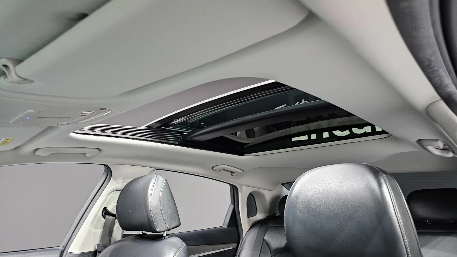 Hyundai Grandeur 3, 0 Prestige Фабрична Газ, снимка 13 - Автомобили и джипове - 55955233