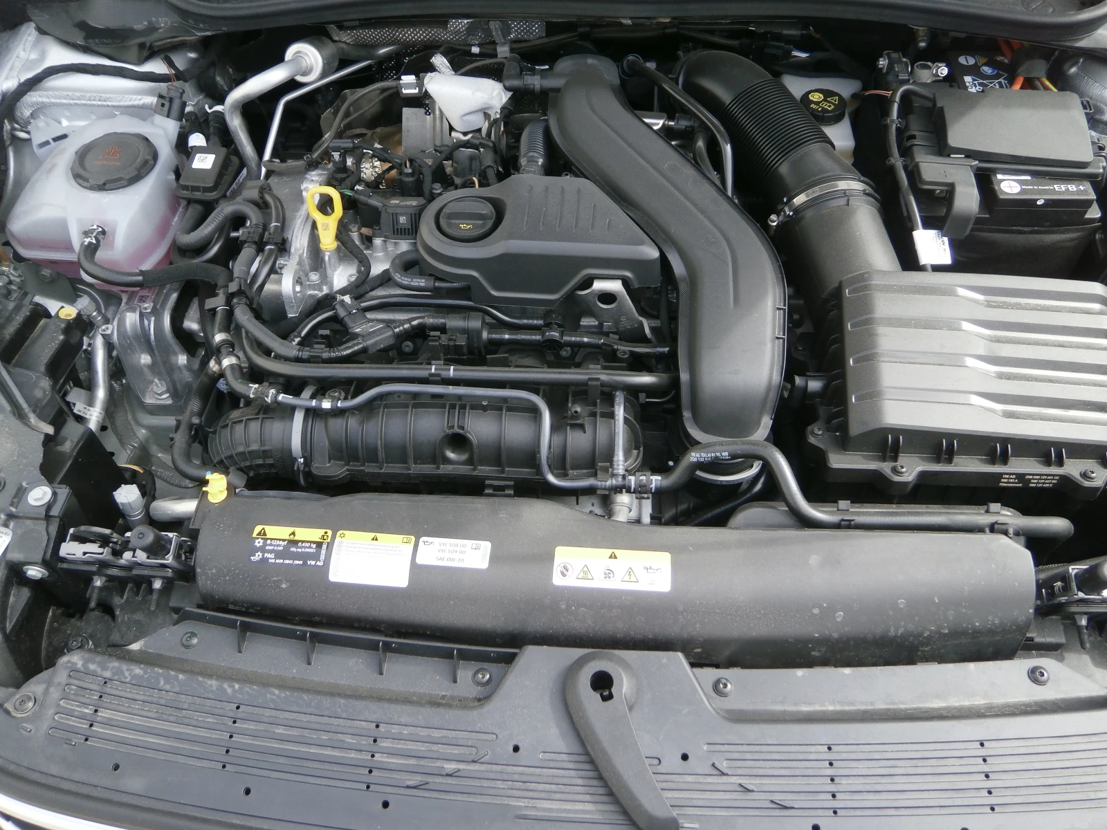 VW Taigo 1.5 TSI/Aut./Style/2.200 km. | Mobile.bg � ����������� 17