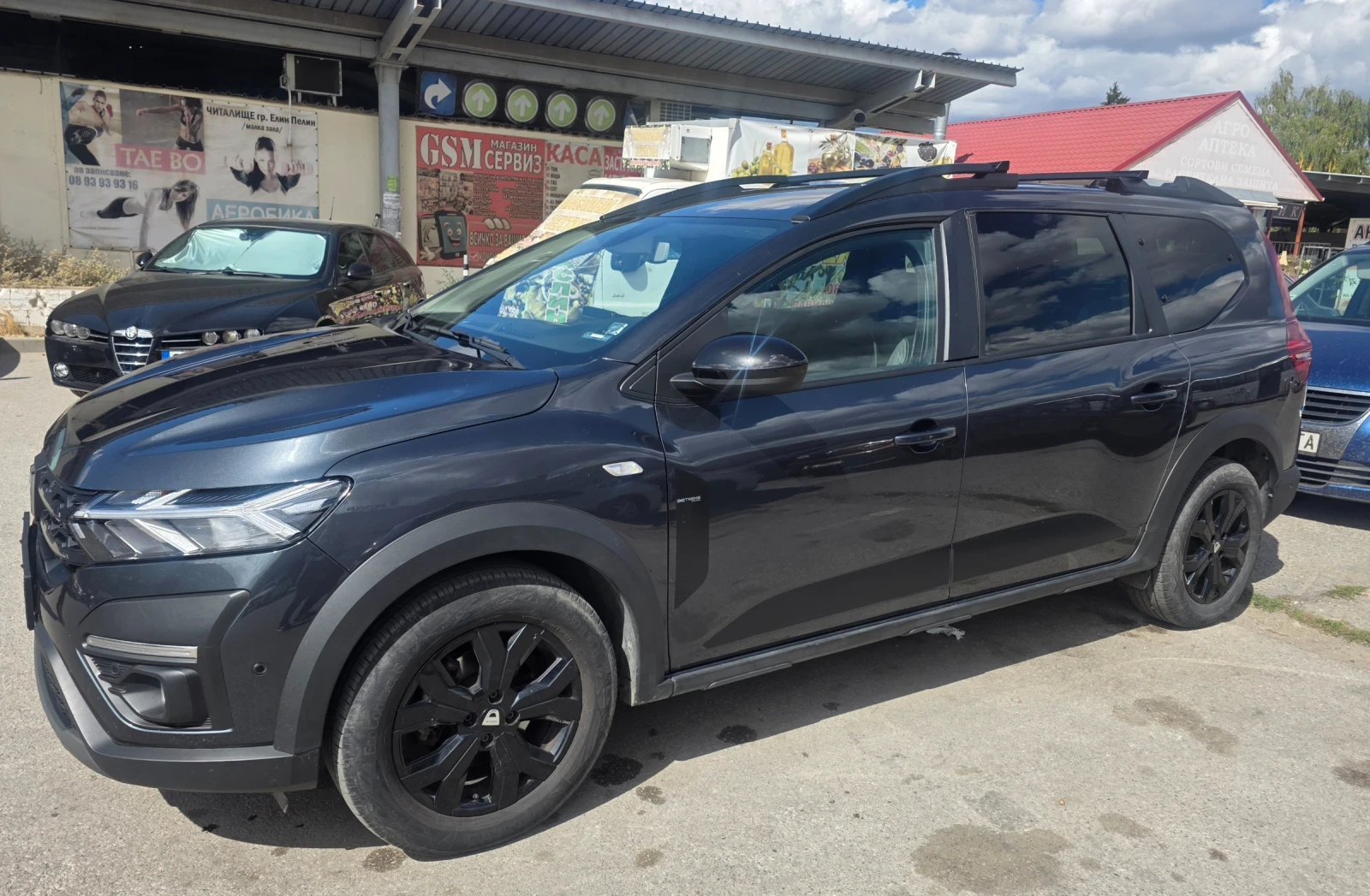 Dacia Jogger, снимка 4 - Автомобили и джипове - 56185632
