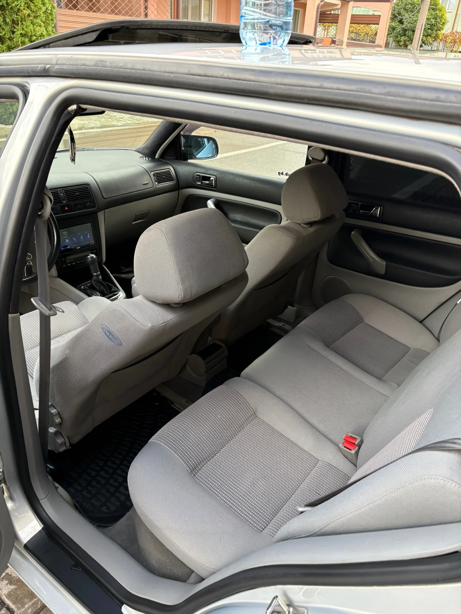 VW Golf 1.9TDI, снимка 6 - Автомобили и джипове - 56621829