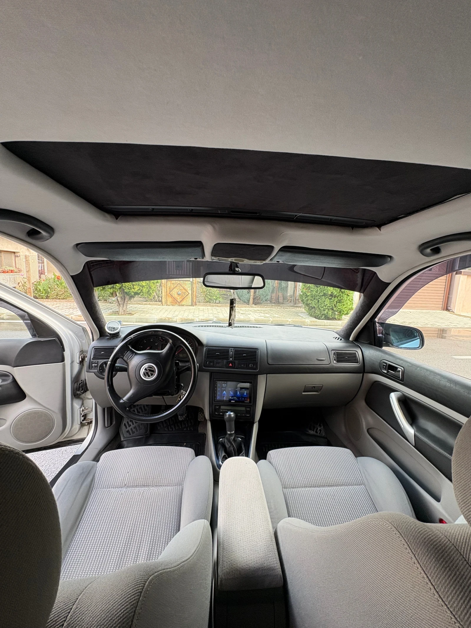 VW Golf 1.9TDI, снимка 7 - Автомобили и джипове - 56621829