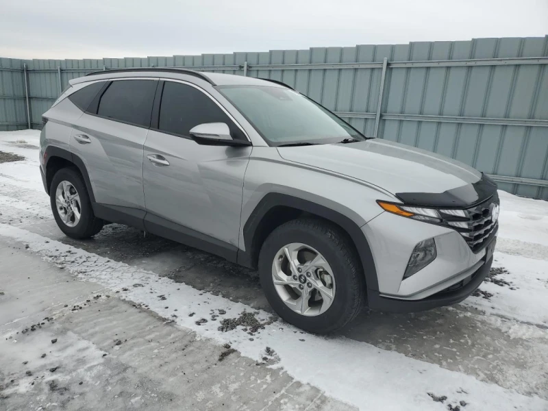 Hyundai Tucson SEL AWD/КАНАДА, снимка 4 - Автомобили и джипове - 48454026