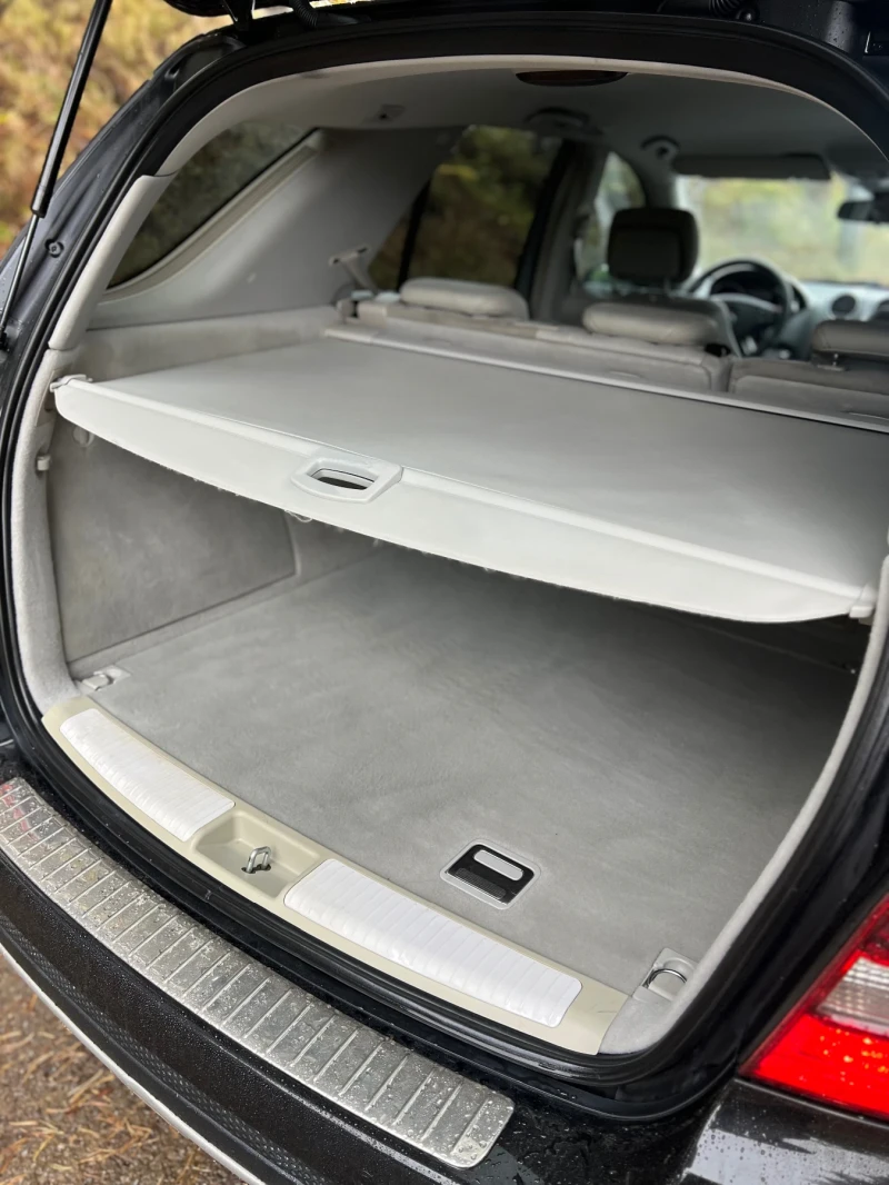 Mercedes-Benz ML 320 Sport/4х4/AMG/ТОП/, снимка 12 - Автомобили и джипове - 51986287