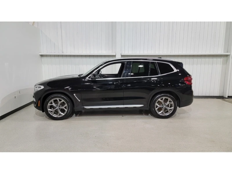 BMW X3 * xDrive30i/Cuir/Navigation/Si?ges chauffants * CA, снимка 4 - Автомобили и джипове - 52892056