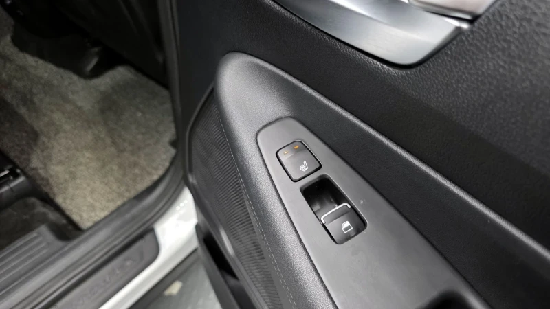 Hyundai Santa fe 2.2CRDi/FACELIFT/PREMIUN/4WD/8 СК/DISTRONIC/F1, снимка 17 - Автомобили и джипове - 52966000