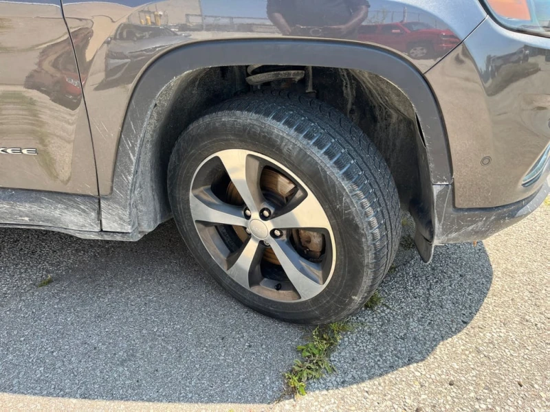 Jeep Cherokee * Limited * CARFAX * КАМЕРА * ПОДГРЕВИ, снимка 7 - Автомобили и джипове - 53305108