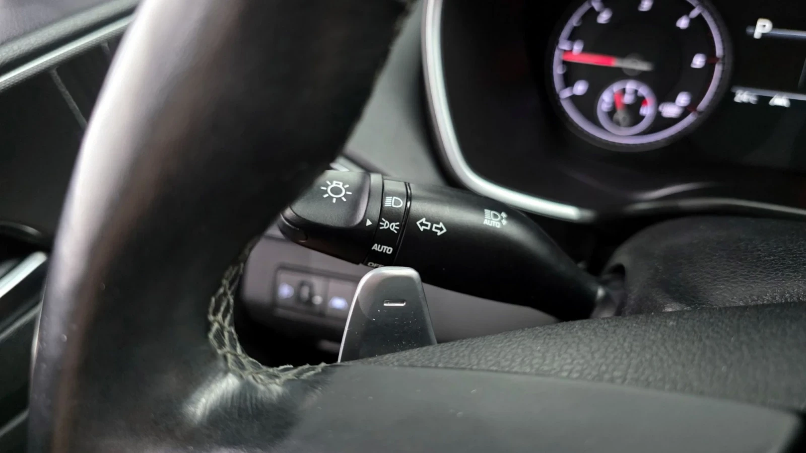 Hyundai Santa fe 2.2CRDi/FACELIFT/PREMIUN/4WD/8 ��/DISTRONIC/F1 | Mobile.bg � ����������� 15