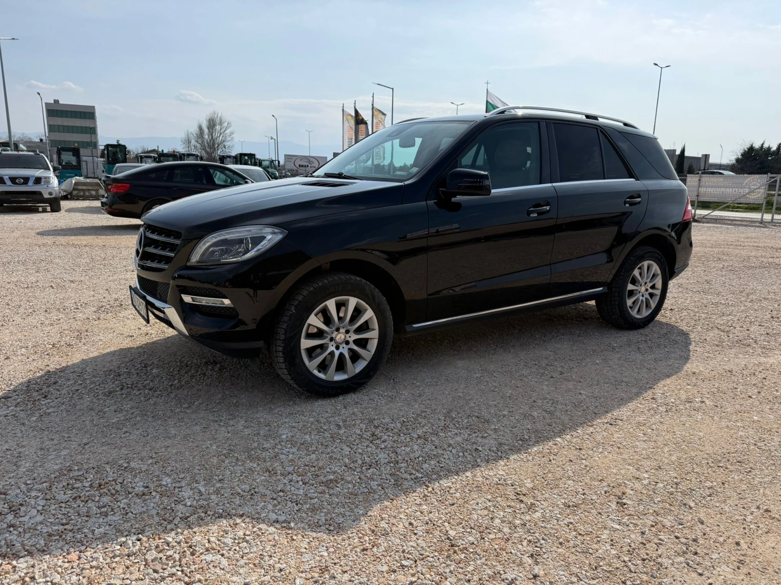 Mercedes-Benz ML 350 4-Matic , Перфектен, , , , снимка 2 - Автомобили и джипове - 53880174