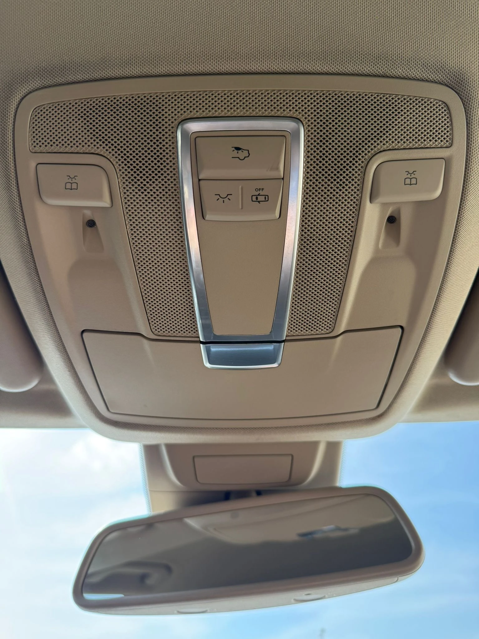 Mercedes-Benz ML 350 4-Matic , Перфектен, , , , снимка 10 - Автомобили и джипове - 53880174