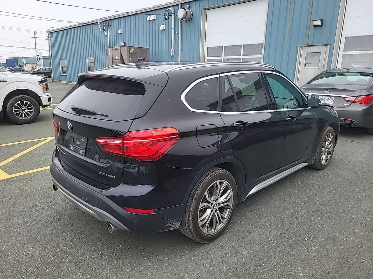 BMW X1 * xDrive28i * ПАНОРАМА* ПОЕГРЕВИ* ПАМЕТ* , снимка 3 - Автомобили и джипове - 54474316