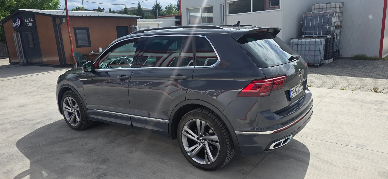 VW Tiguan R line, снимка 3 - Автомобили и джипове - 54583122