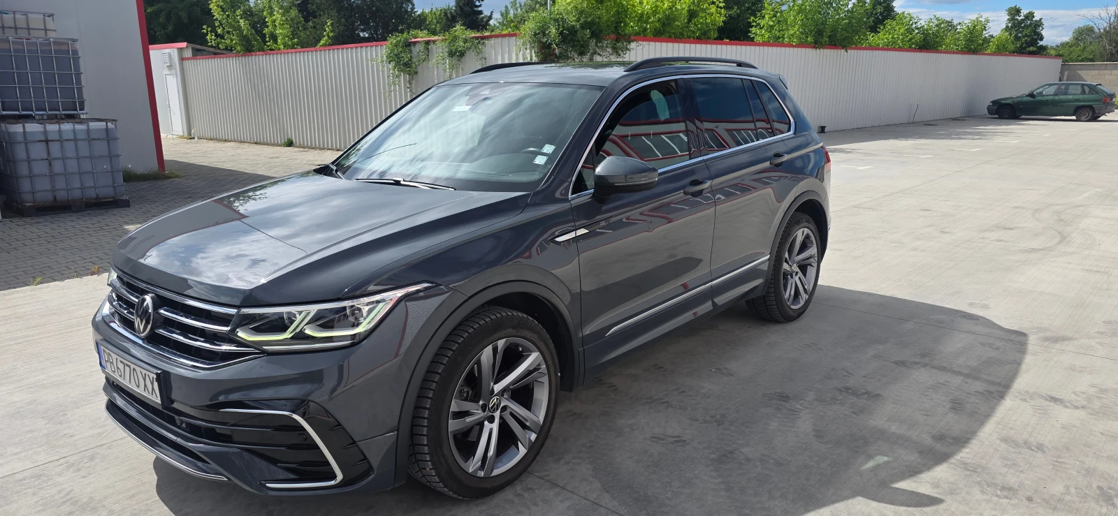 VW Tiguan R line, снимка 2 - Автомобили и джипове - 54583122