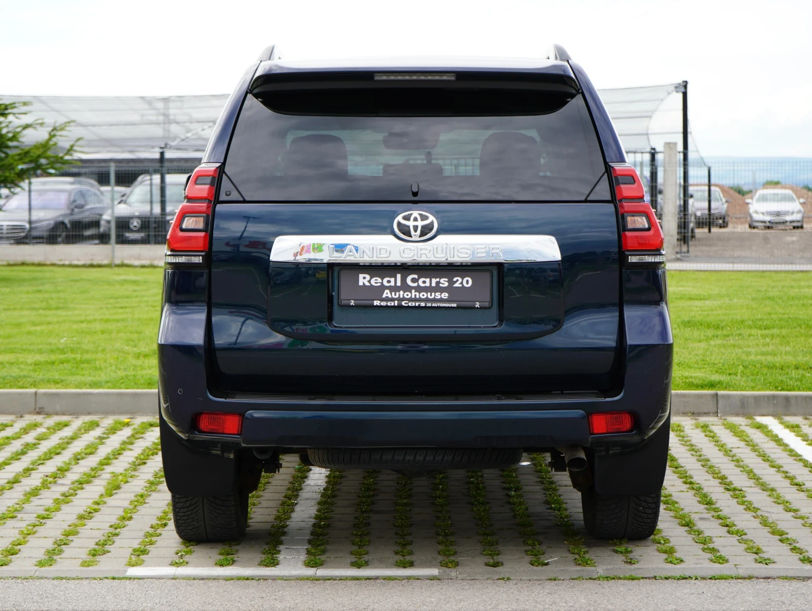 Toyota Land cruiser 2.8D* LUXURY* ГАРАНЦИЯ* JBL* 360 CAM* KEYLESS* , снимка 5 - Автомобили и джипове - 54607882