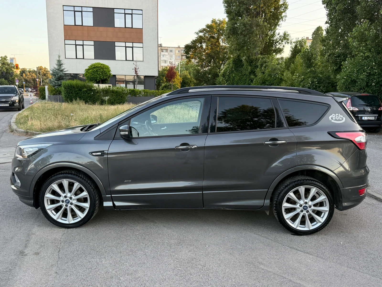 Ford Kuga * 2.0TDCI* STLINE* FULL* ТОП СЪСТОЯНИЕ* ЛИЗИНГ* , снимка 5 - Автомобили и джипове - 55176898